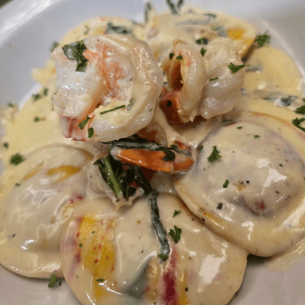 Lobster ravioli with Prawns
