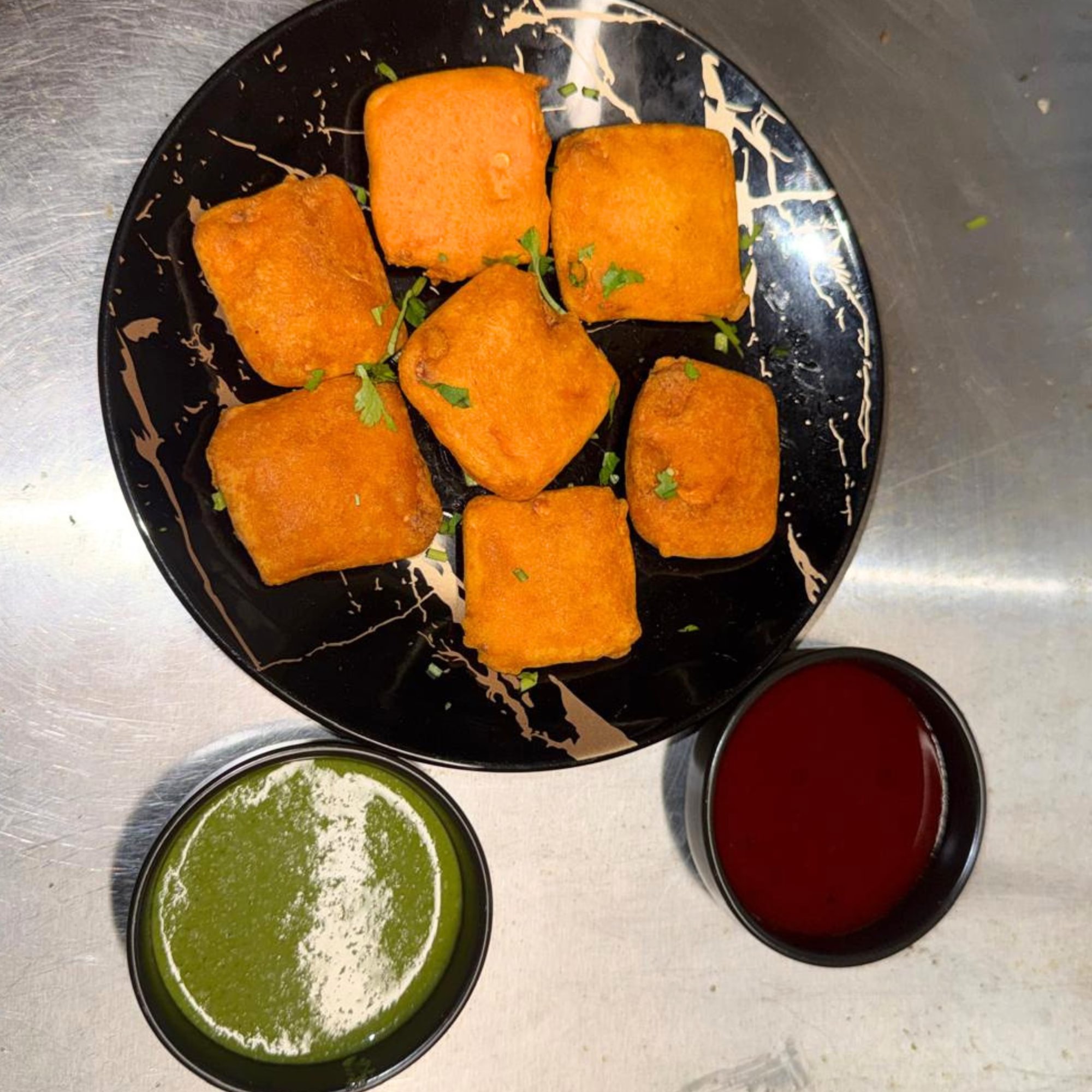 Paneer Pakora — Crispy Indian Cottage Cheese Fritters