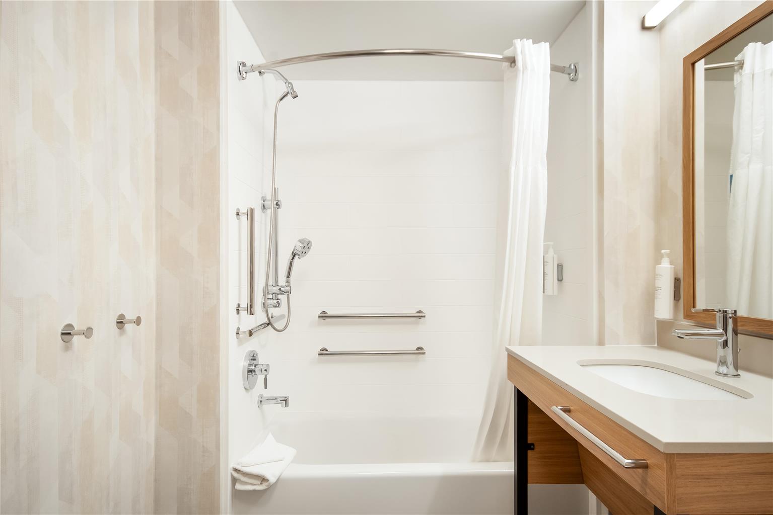 Hampton Inn Rutland Image