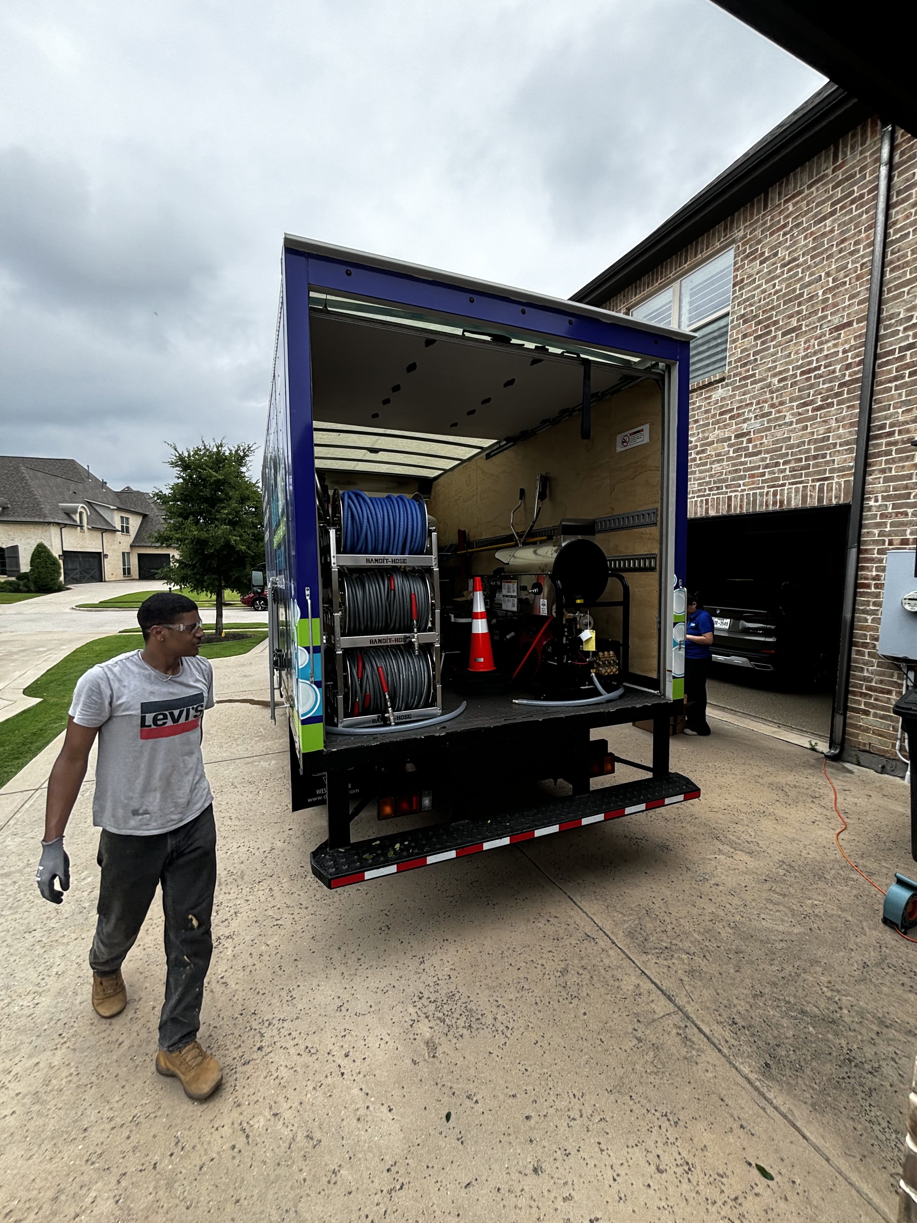 Rolling Suds of Dallas - Frisco Image