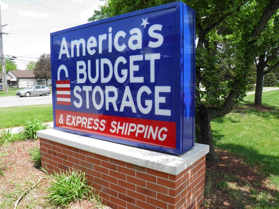 America's Budget Storage Photo