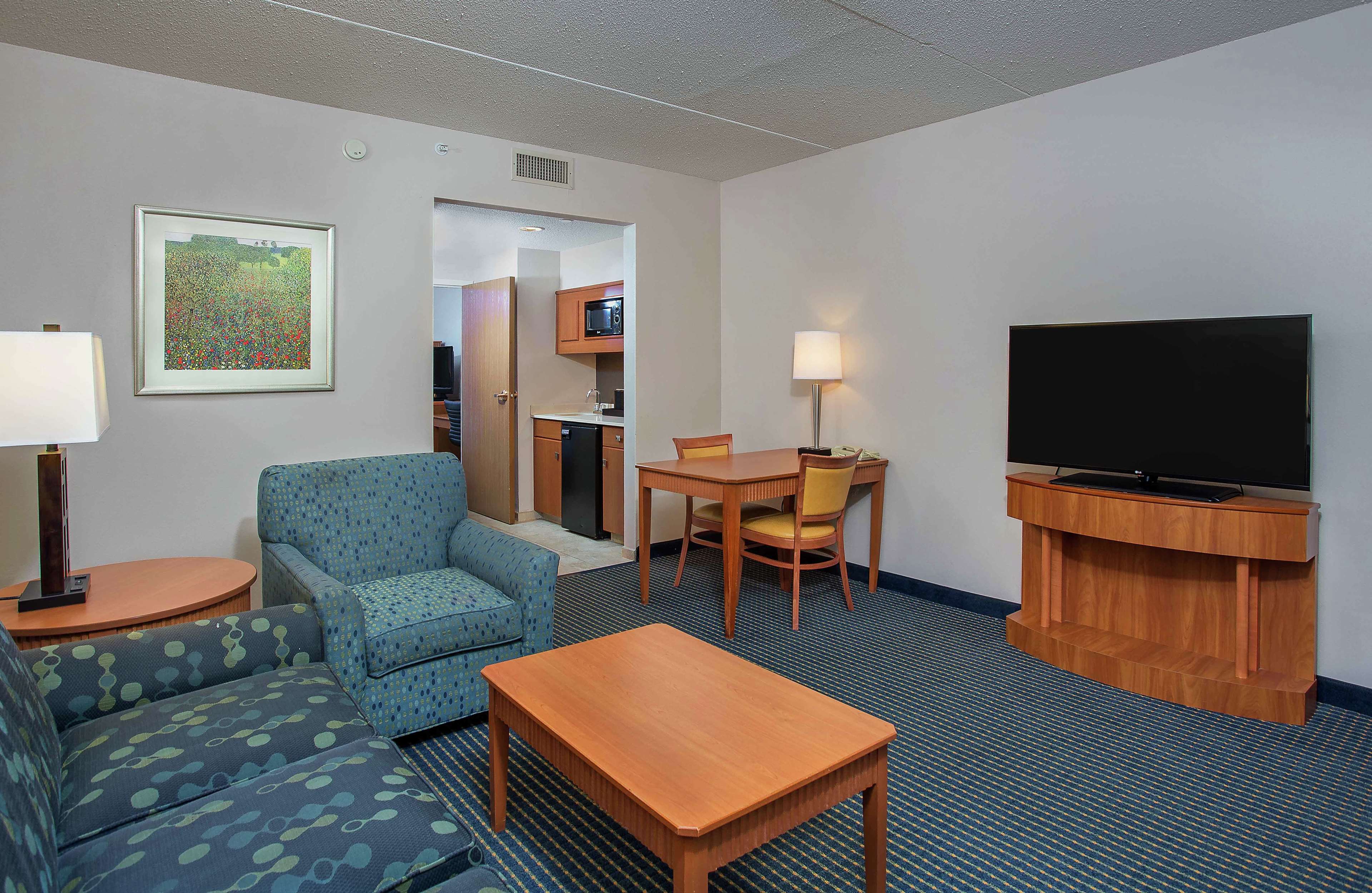 Guest room