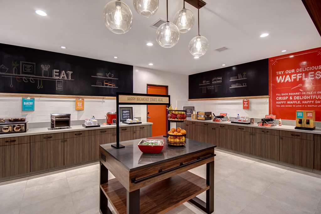 Hampton Inn & Suites Ontario Rancho Cucamonga Image