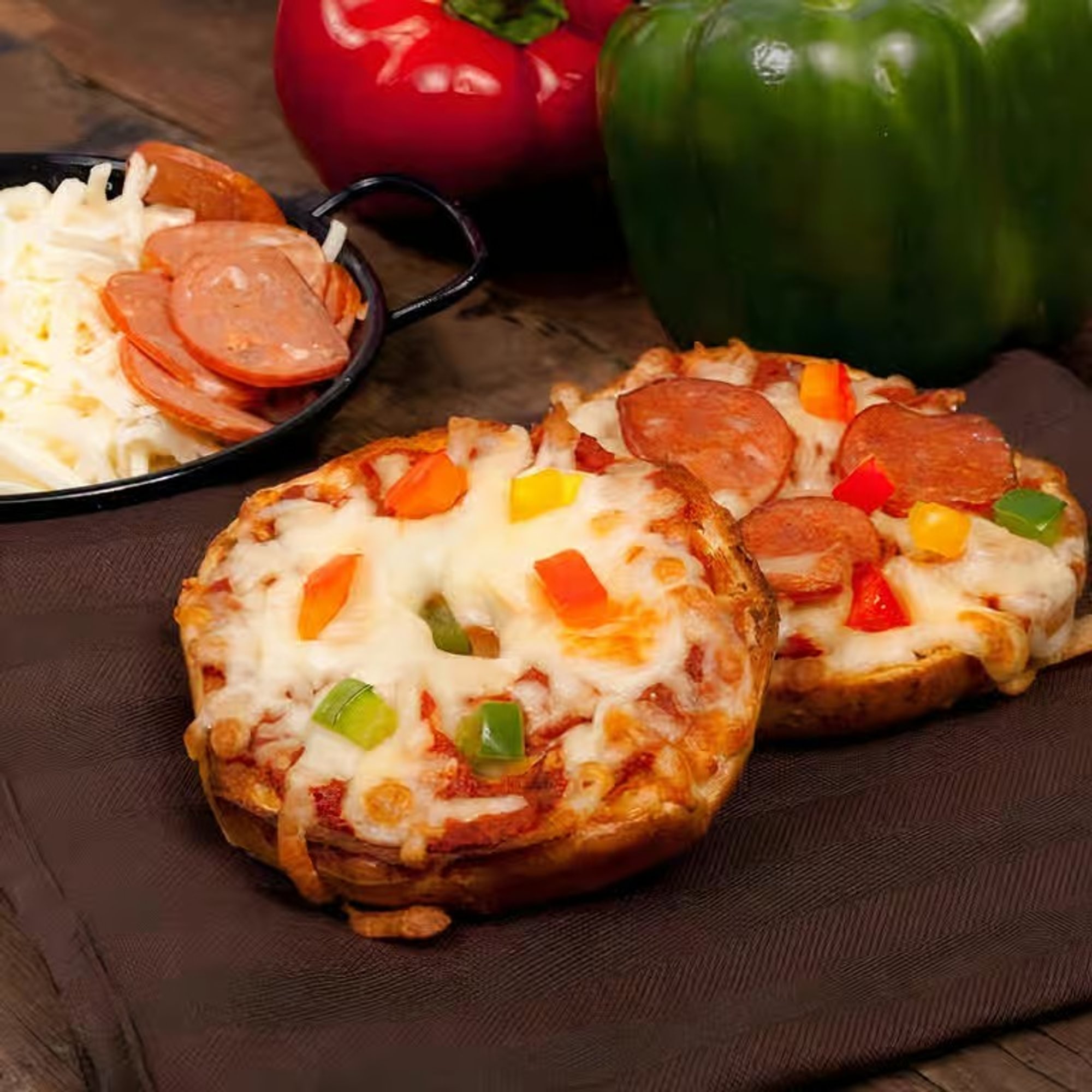 Pizza bagel sandwich