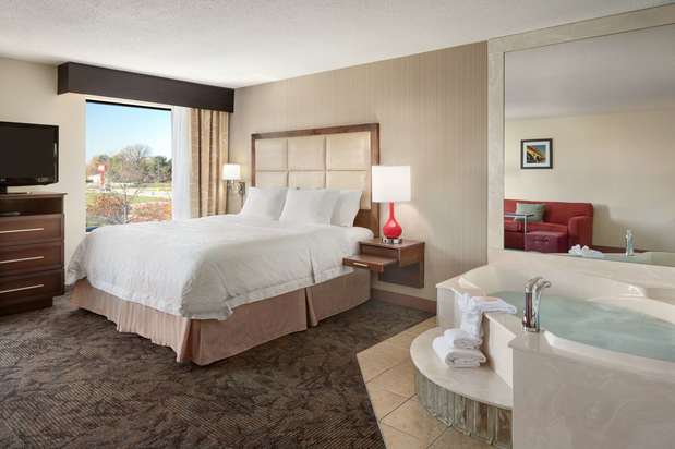 Images Hampton Inn & Suites Detroit/Sterling Heights