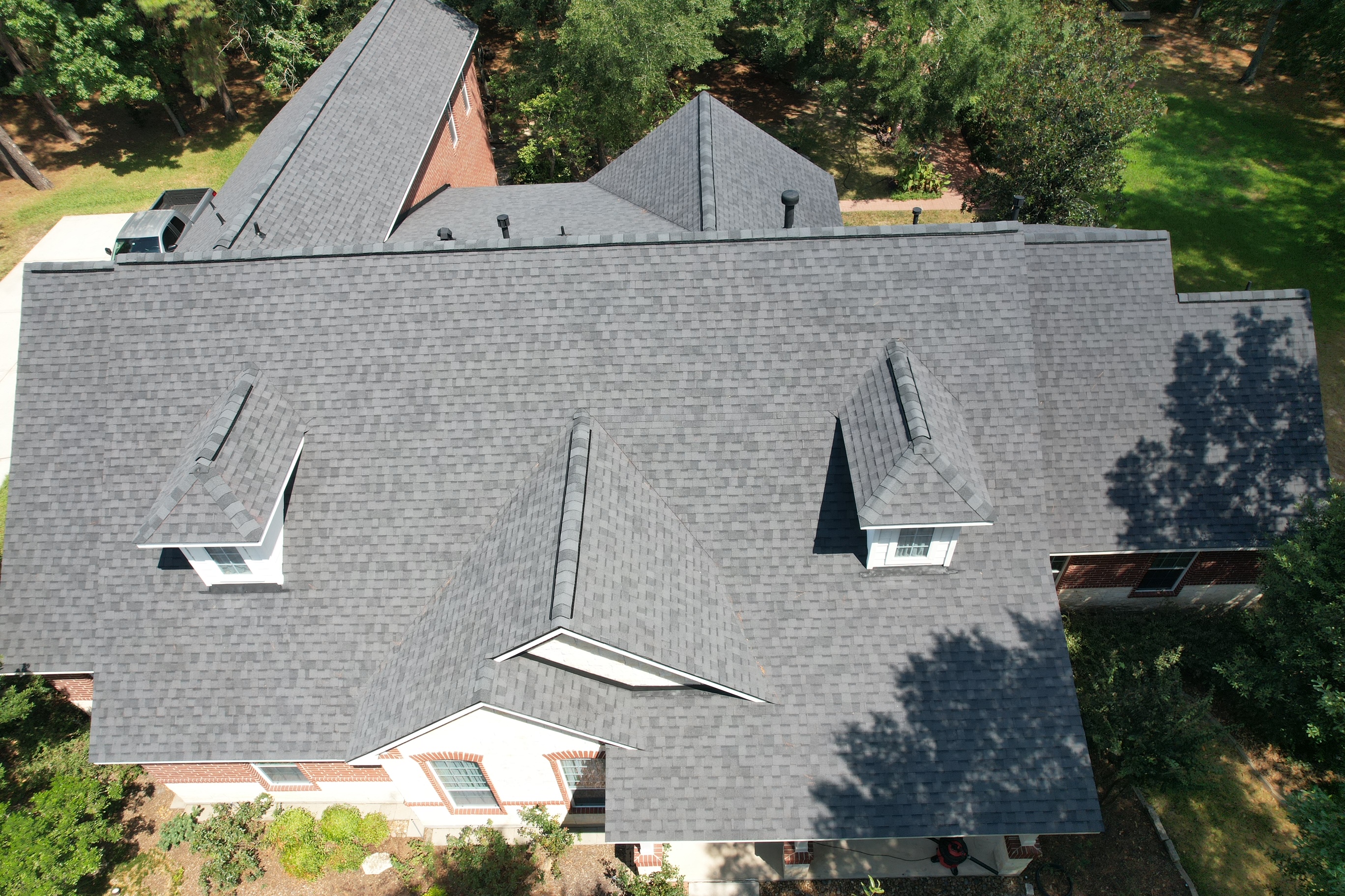 Hauk Roofing Image