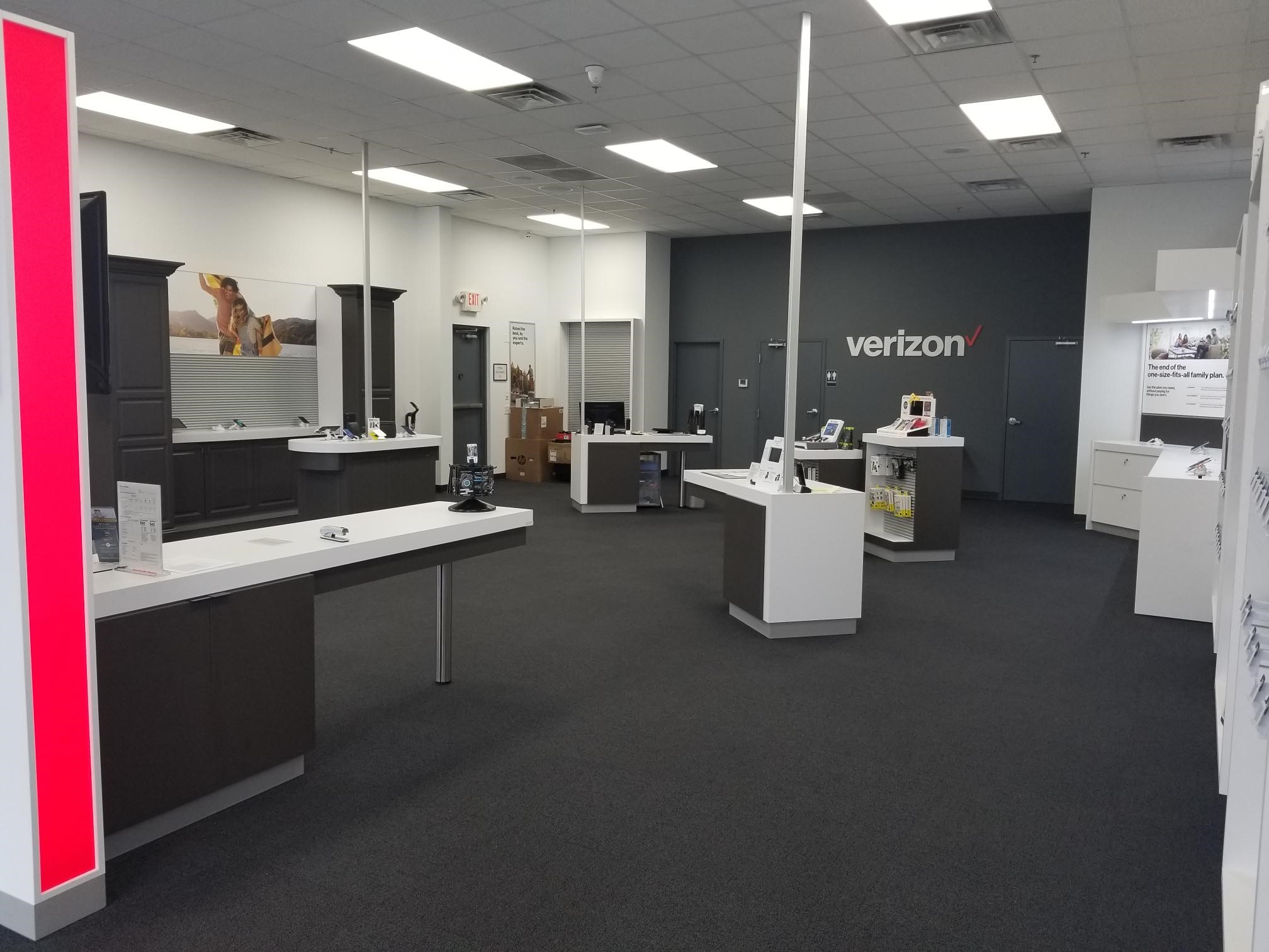 Verizon Authorized Retailer - TCC Photo