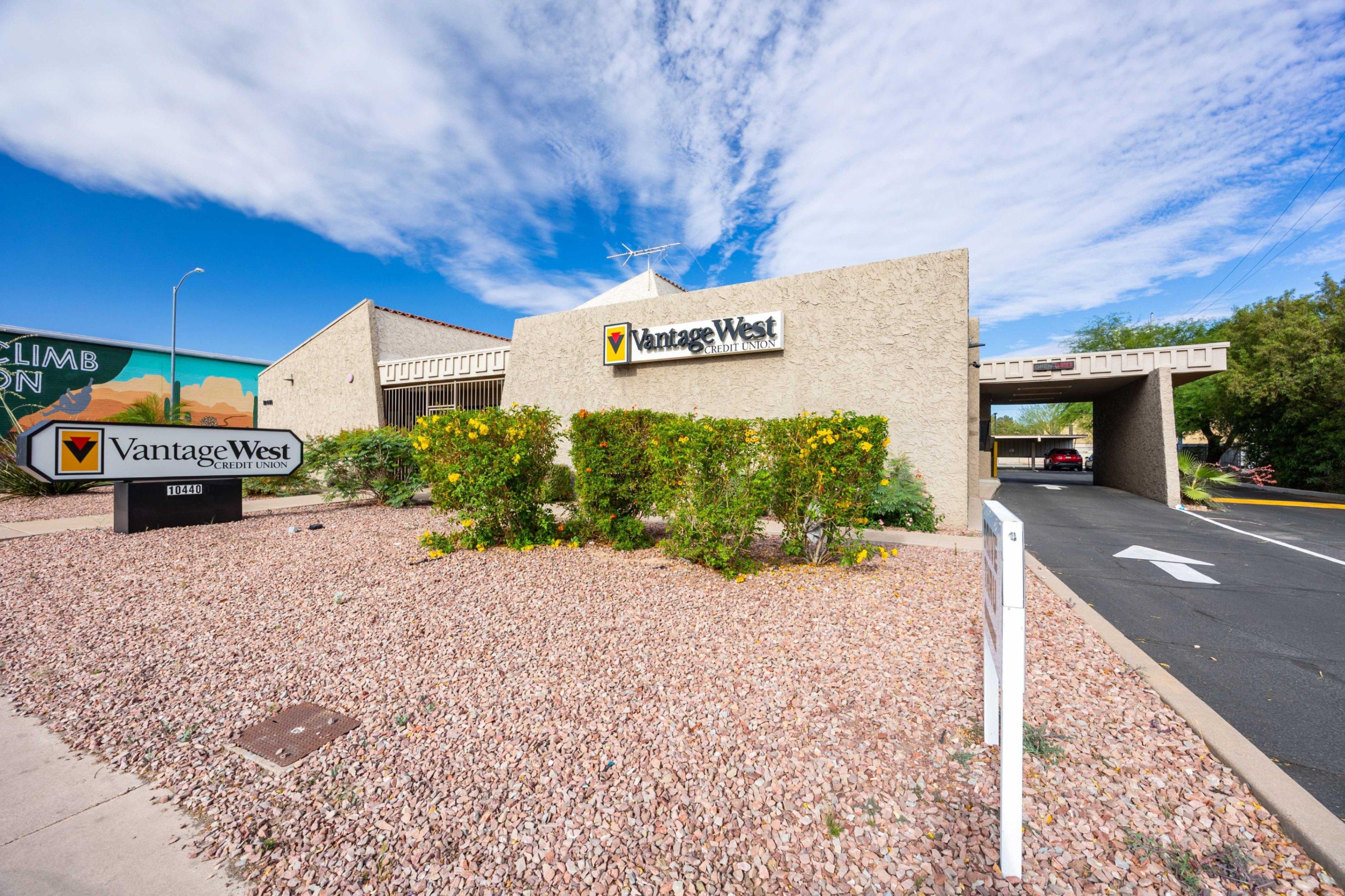 Vantage West Credit Union Image