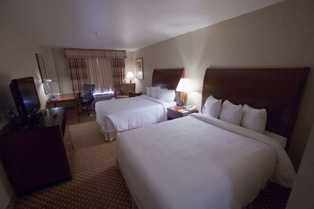Images Hilton Garden Inn Albuquerque Uptown