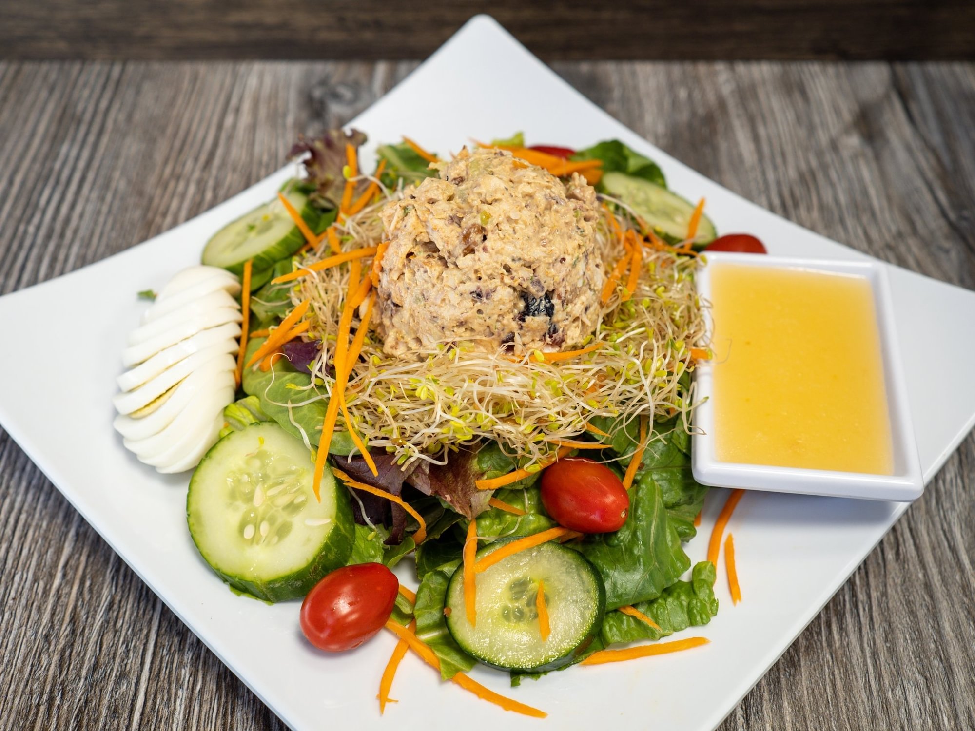 WALNUT CHICKEN SALAD