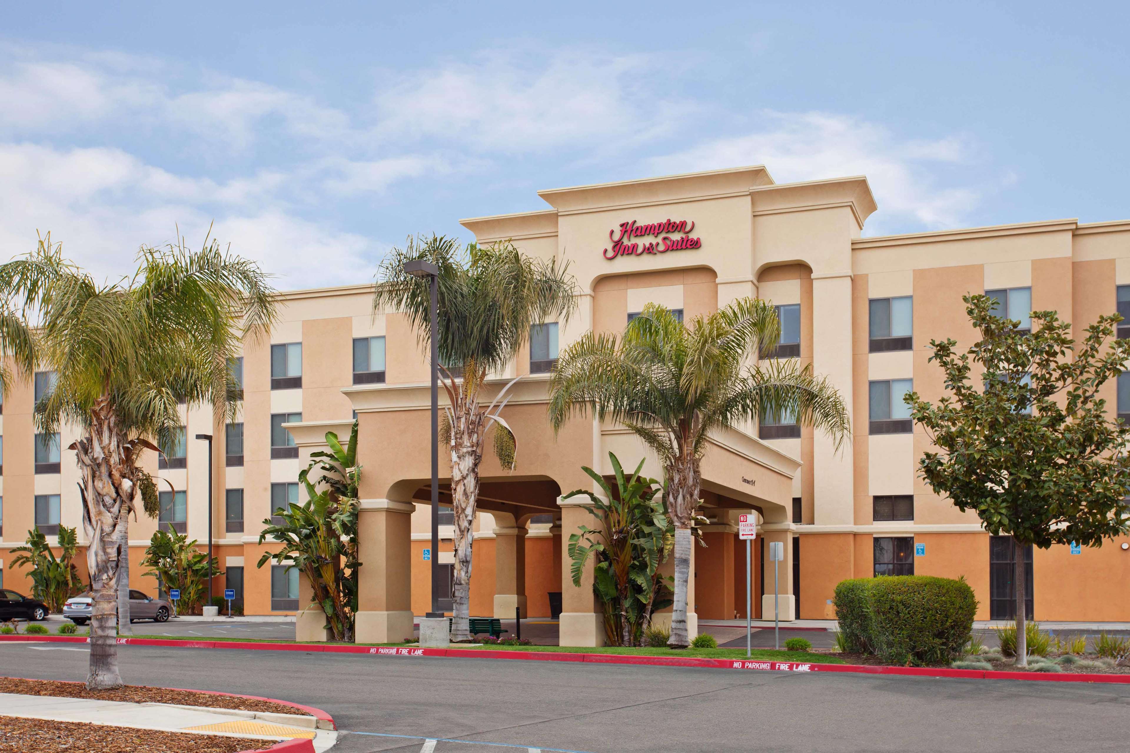 Hampton Inn & Suites Clovis-Airport North Photo