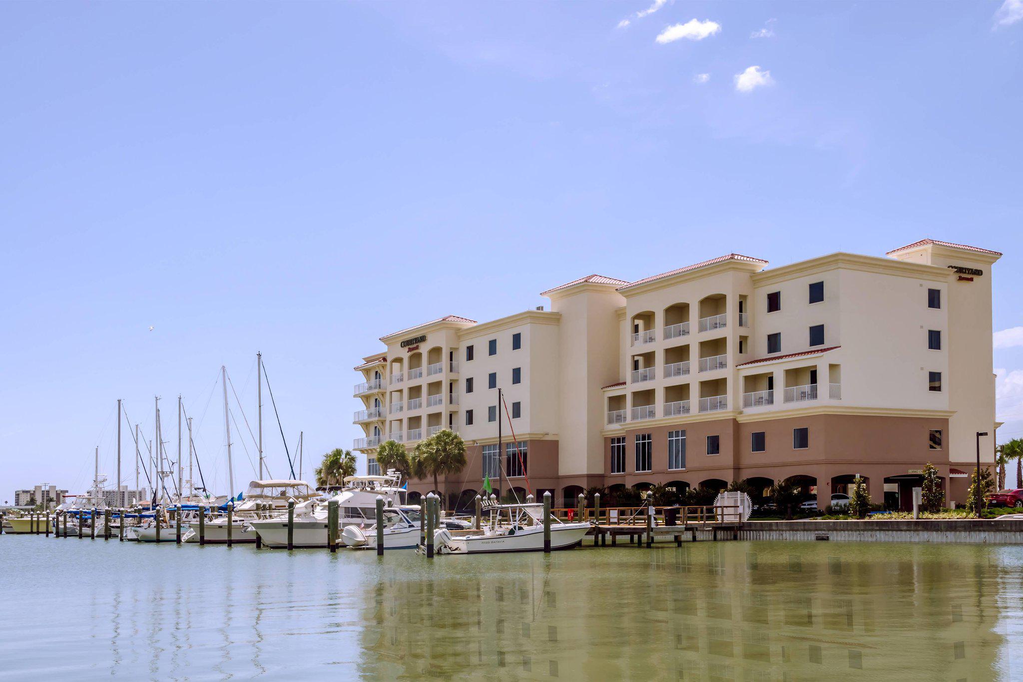 Courtyard by Marriott St. Petersburg Clearwater/Madeira Beach Photo