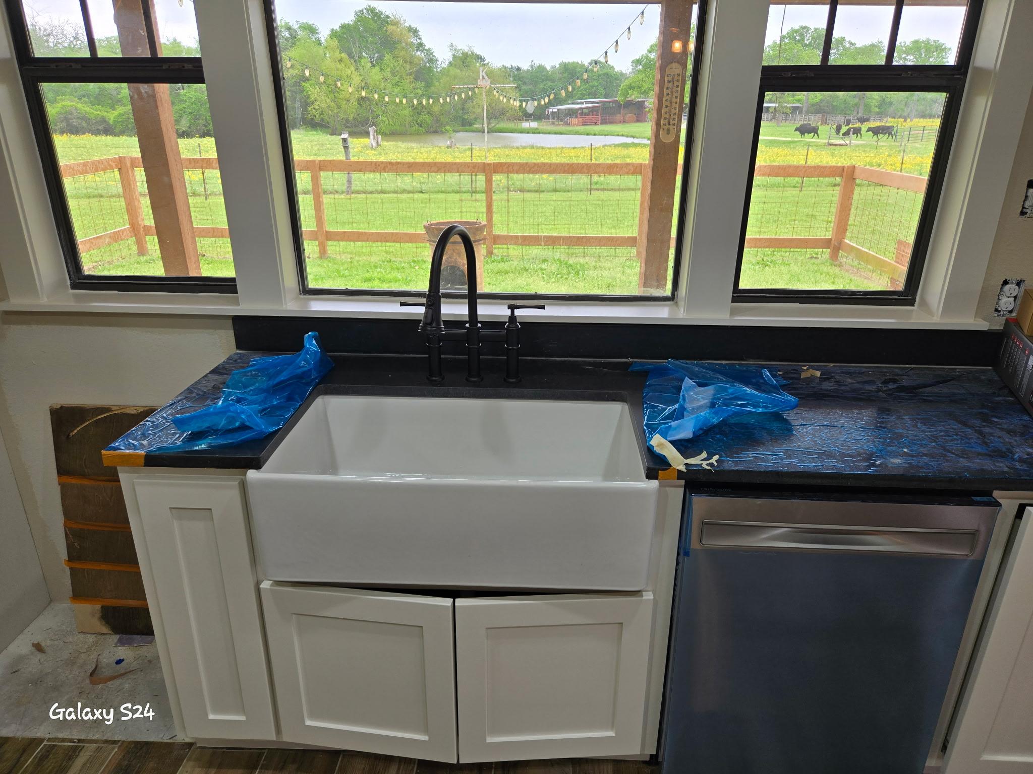 Kelly's Plumbing Solutions Image