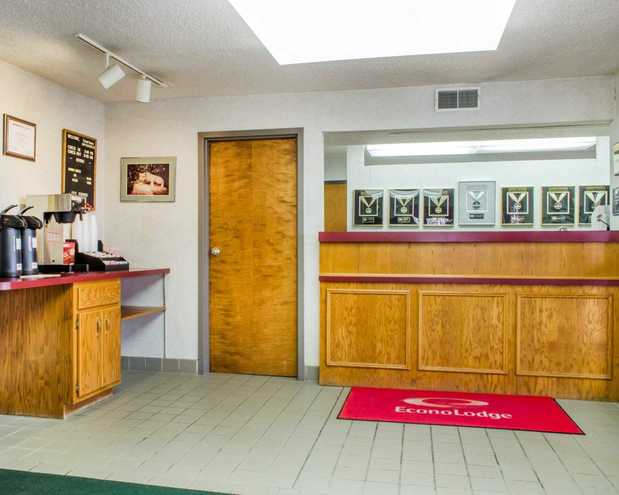 Images Econo Lodge