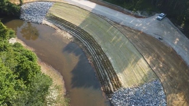 Davidson Hauling & Construction Image