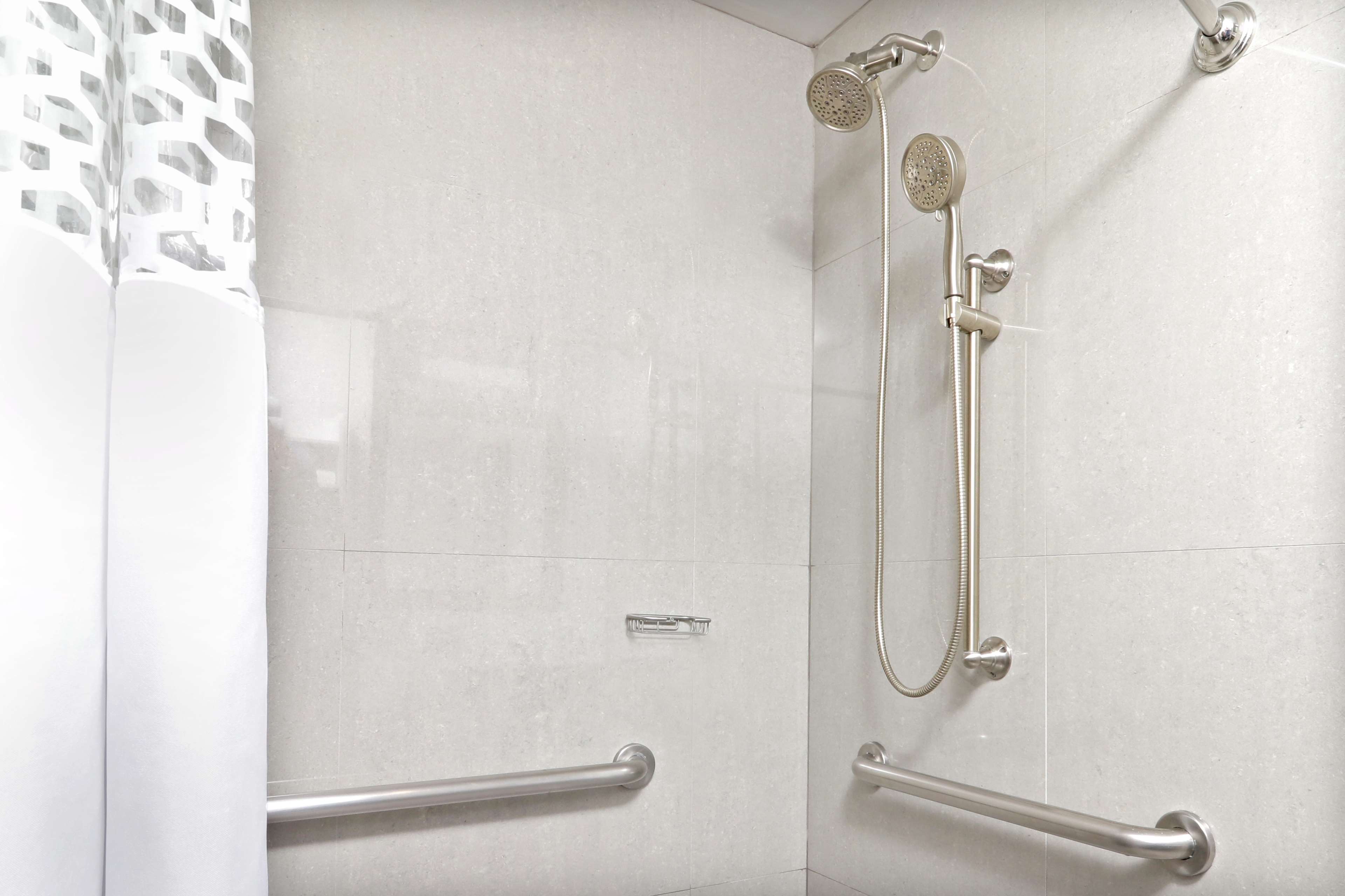 Images Hampton Inn by Hilton Monterrey-Airport
