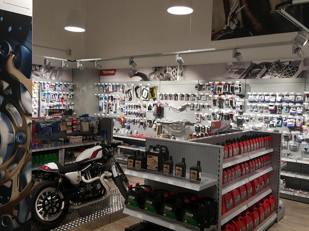 Bilder POLO Motorrad Store Salzburg