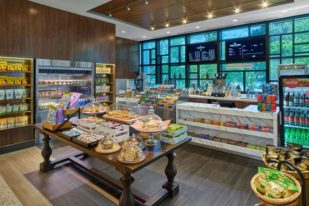 Hilton Atlanta Airport Image