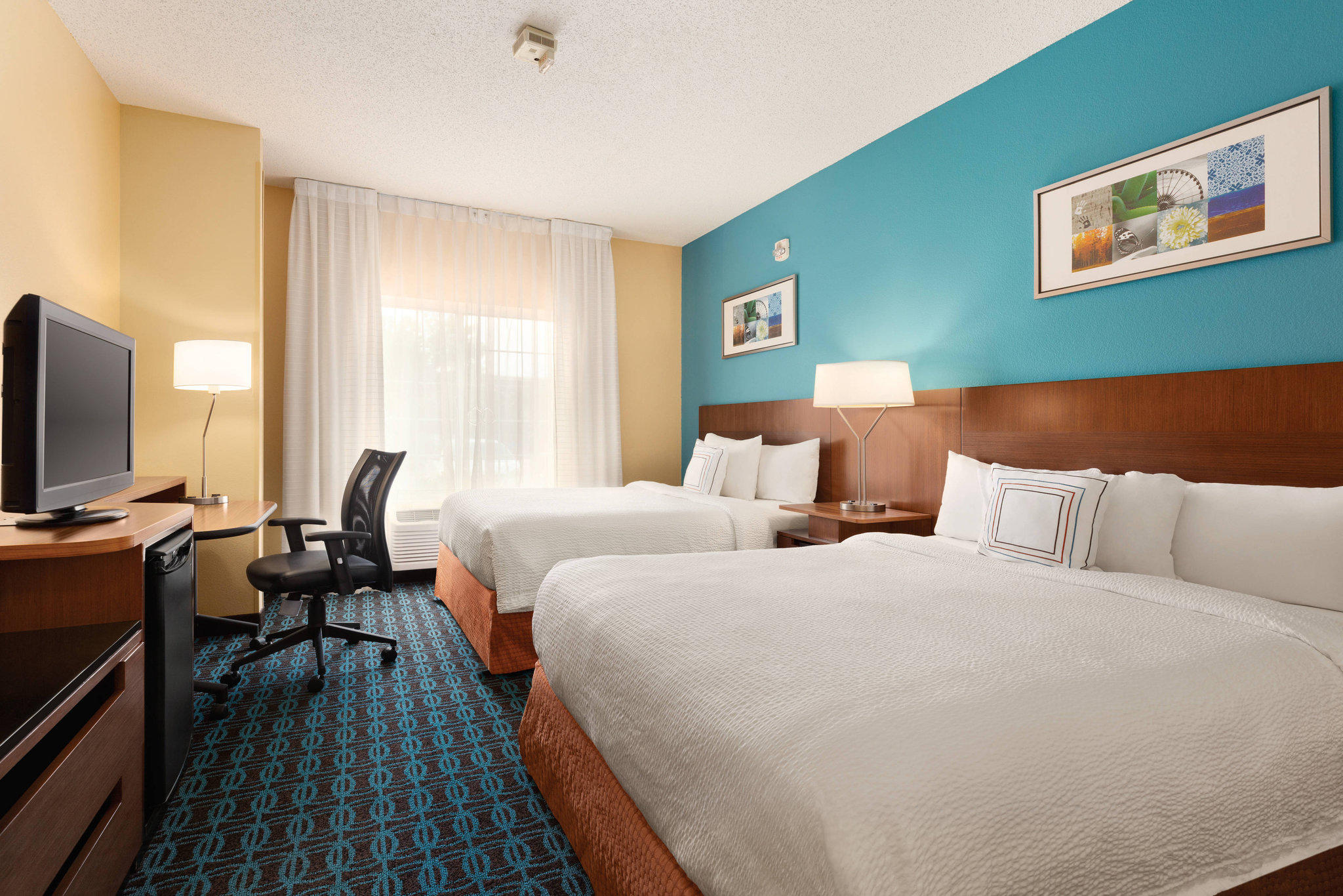 Fairfield Inn & Suites by Marriott Houston The Woodlands Photo