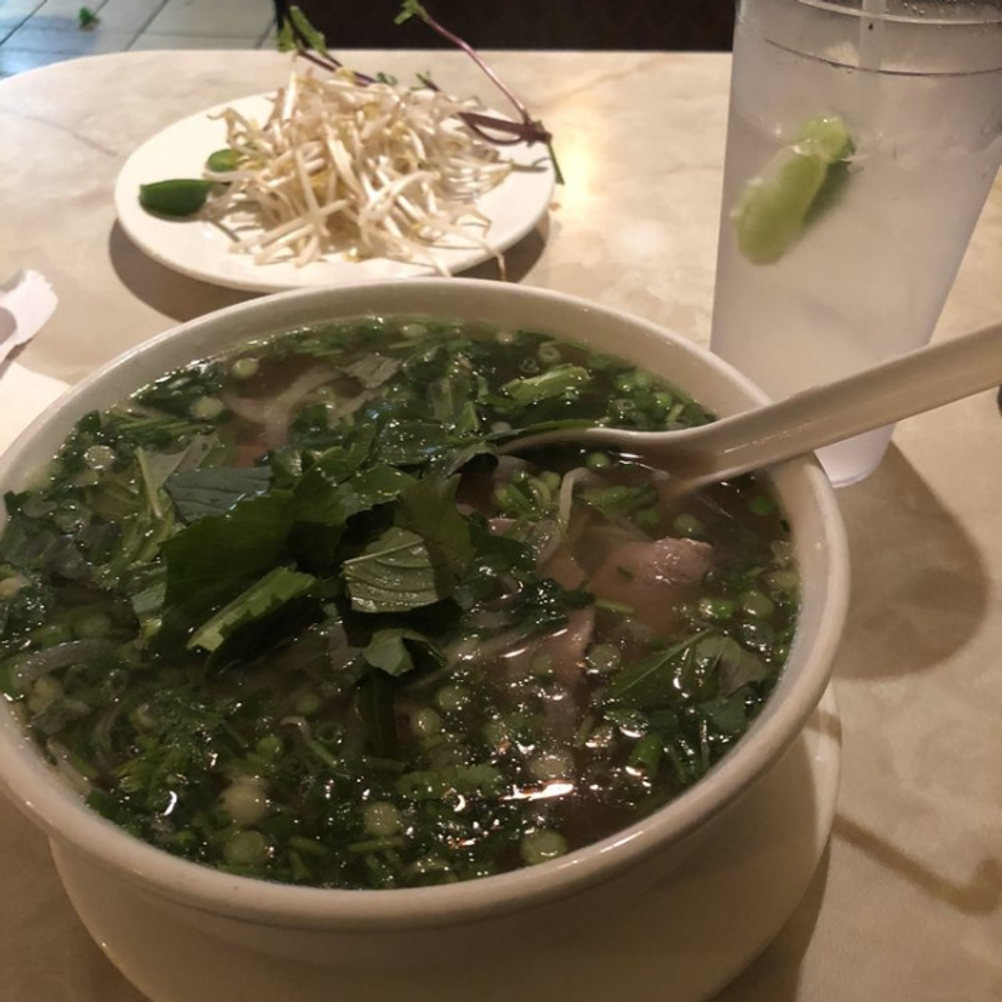 P6. Phở Tái Gầu Gân Sách