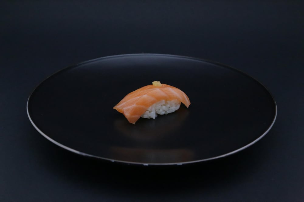 Salmon Belly Nigiri (2pcs)