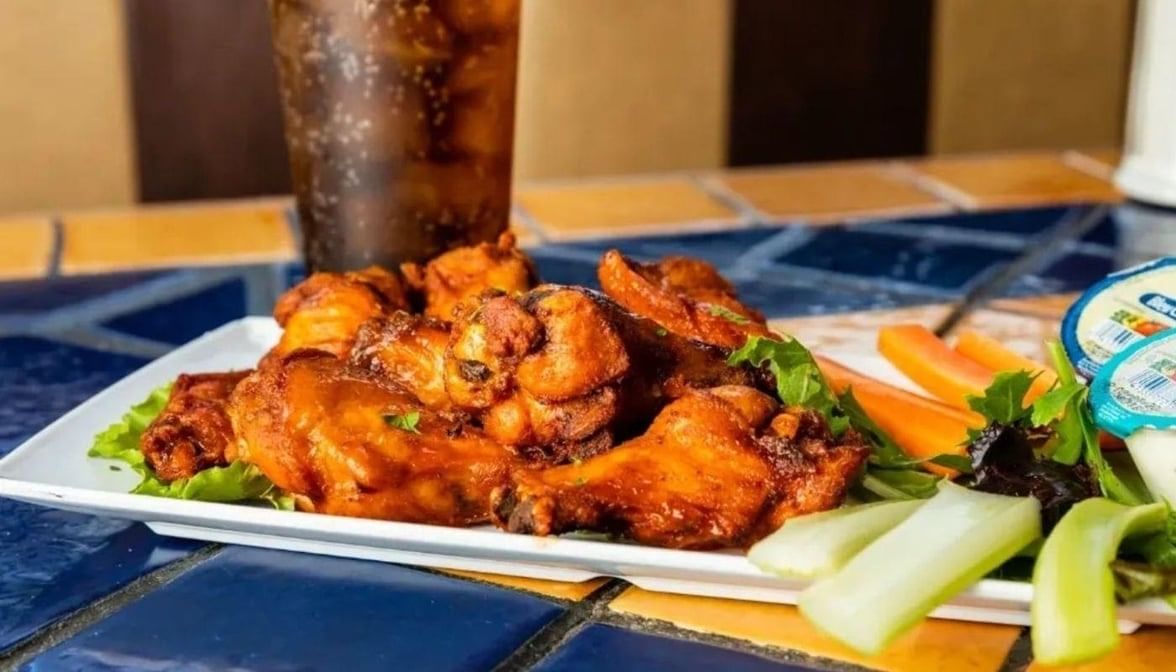 Georgia Diner Jumbo Buffalo Wings (Jumbo Buffalo Wings)