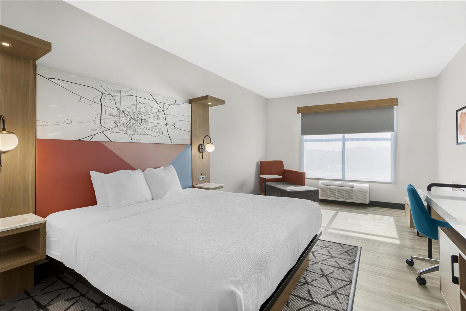 Best Western Plus Rose City Conference Center Inn Image