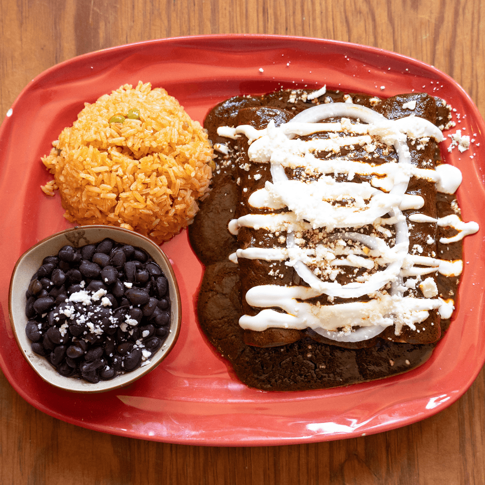 Enchiladas De Mole