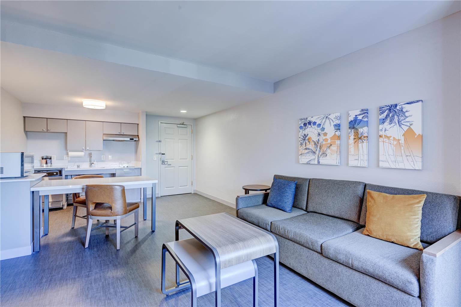 Homewood Suites by Hilton Anaheim-Main Gate Area Image