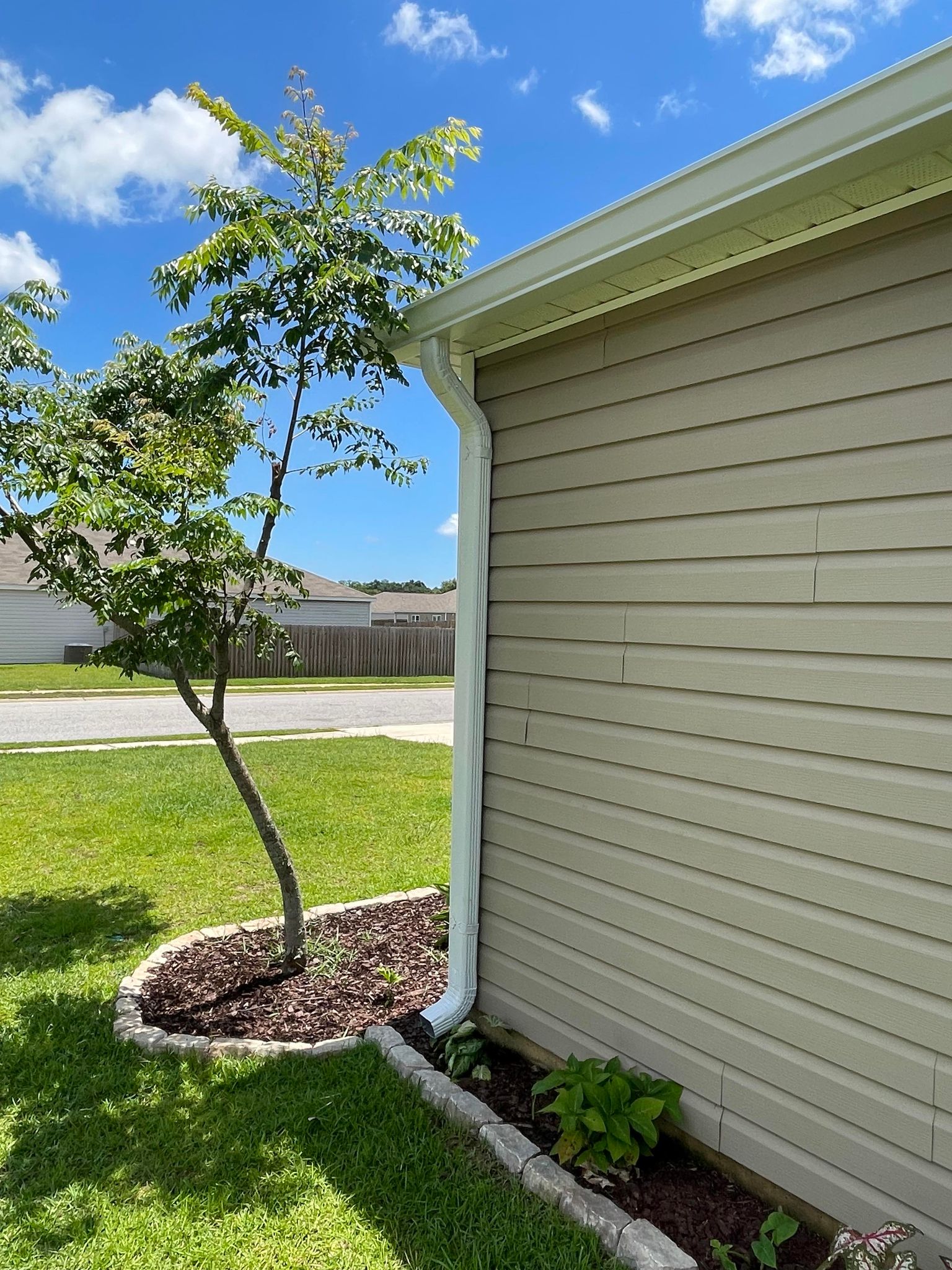 Southern Gutters LLC Image