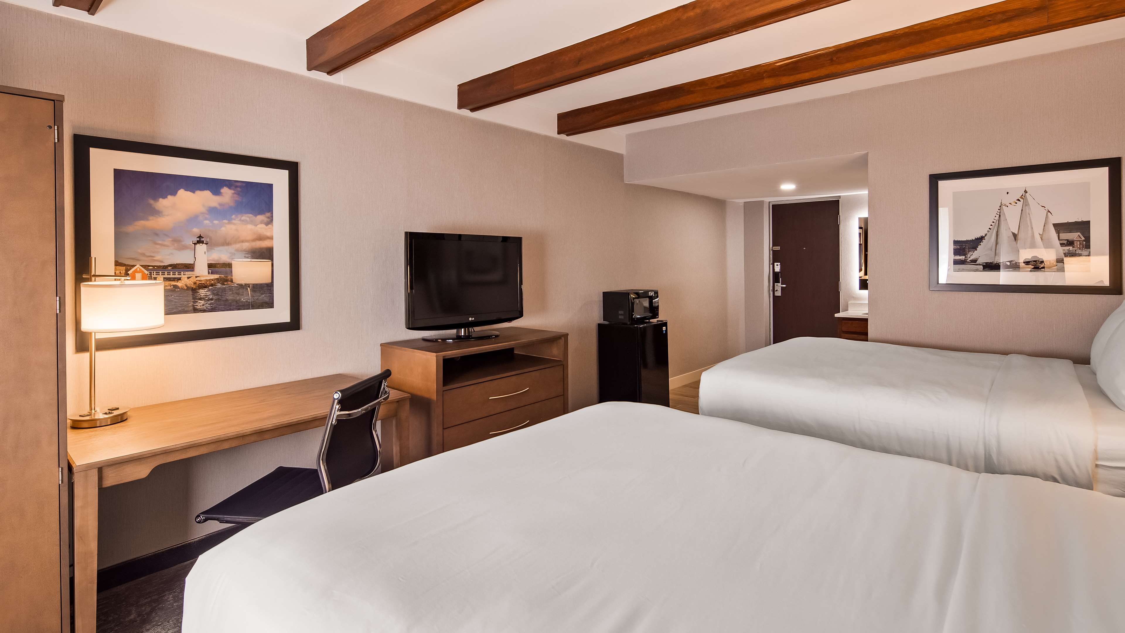 Guest room