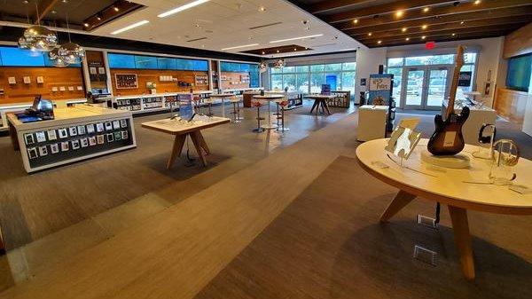 AT&T Store Photo