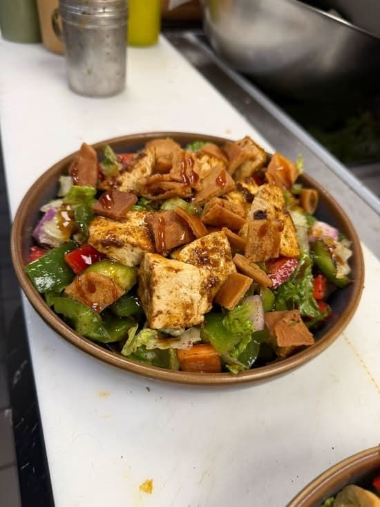 Fattoush Salad (Tofu)