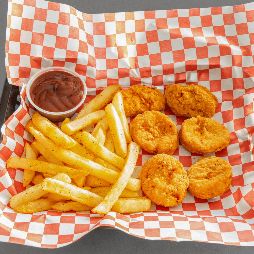 6 Pieces Chicken Nuggets with Fries