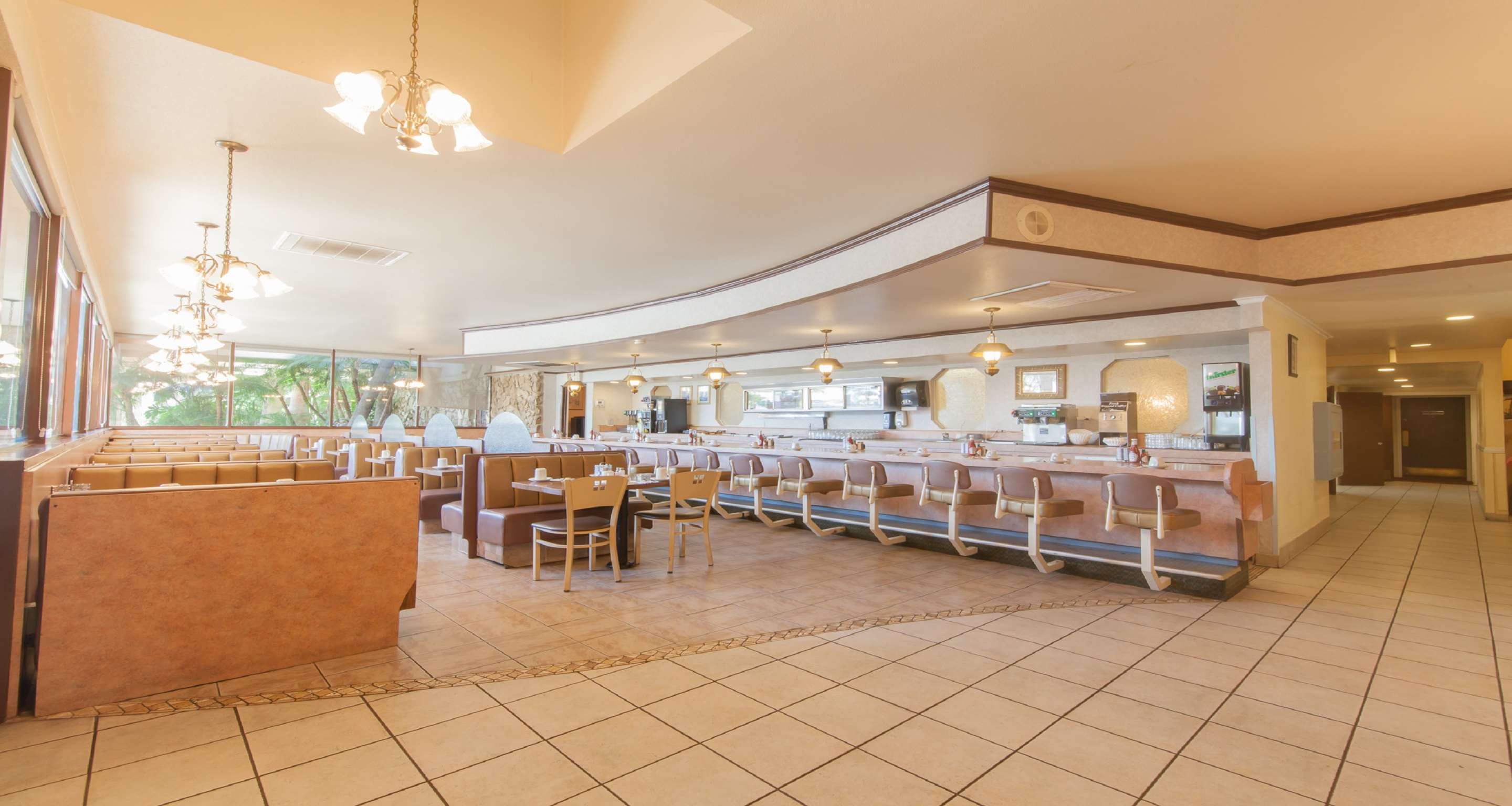 SureStay Plus Hotel by Best Western Bakersfield North Photo