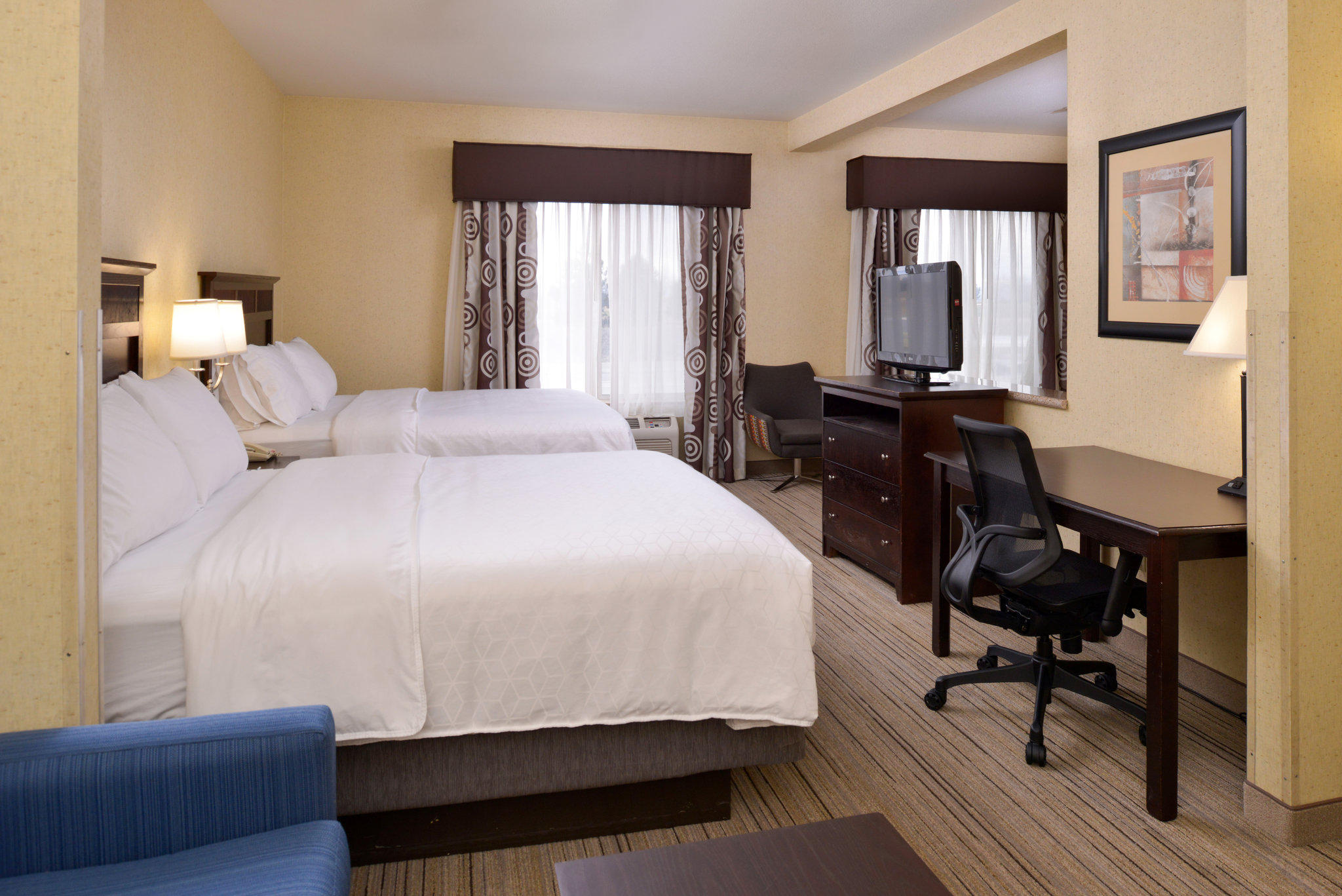 Holiday Inn Express & Suites Nampa - Idaho Center Photo