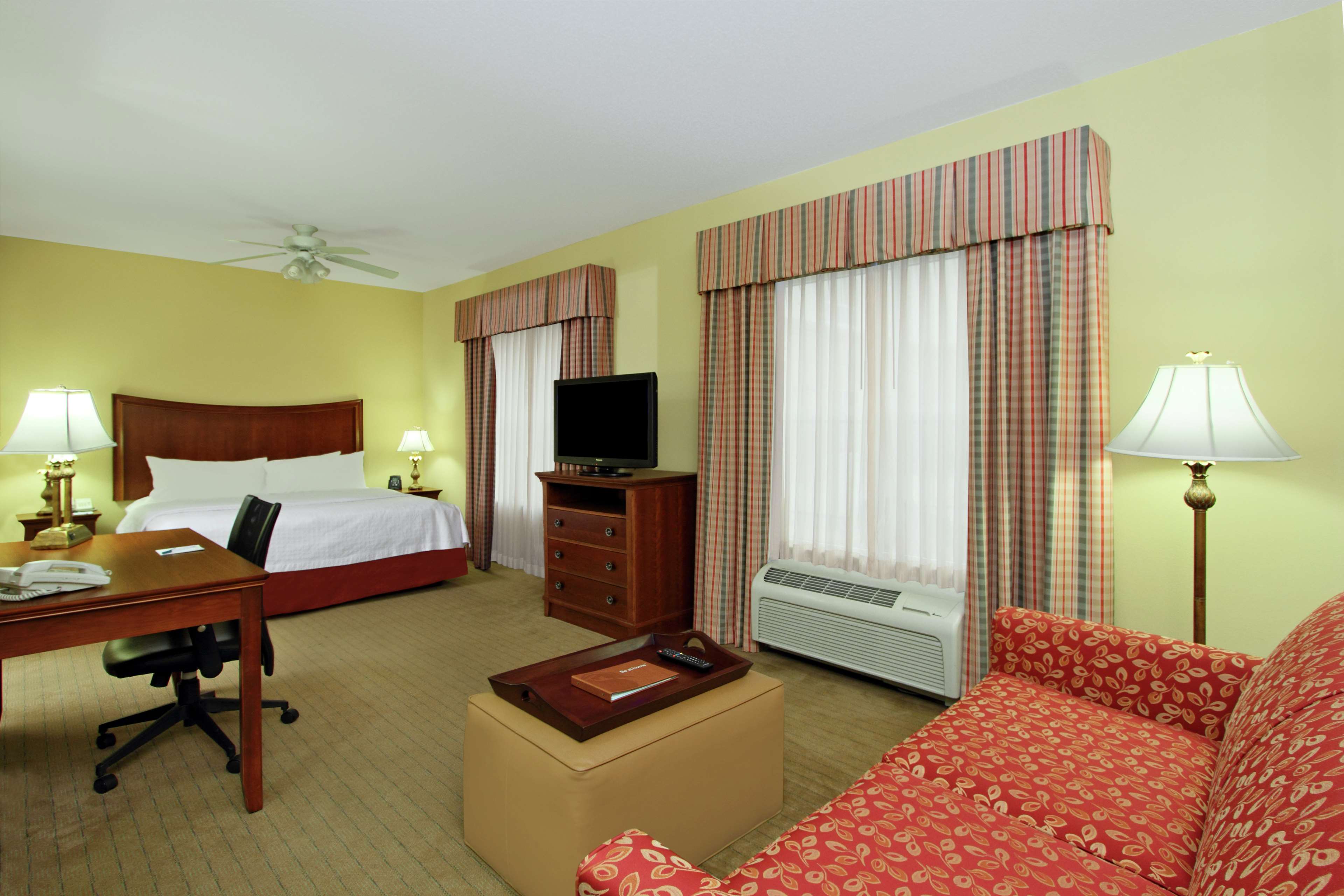 Homewood Suites by Hilton Chesapeake-Greenbrier Photo