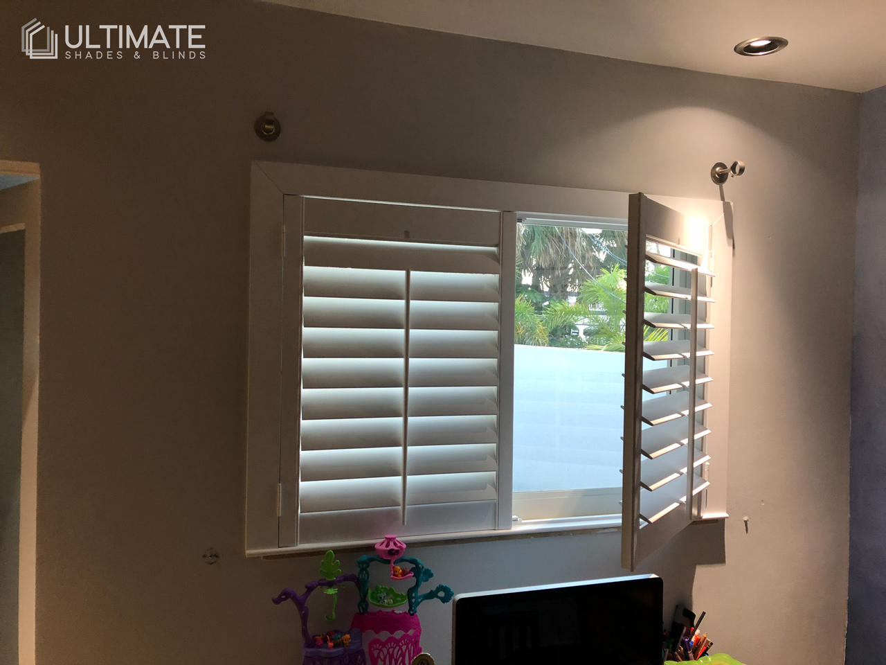 Ultimate Shades and Blinds Photo