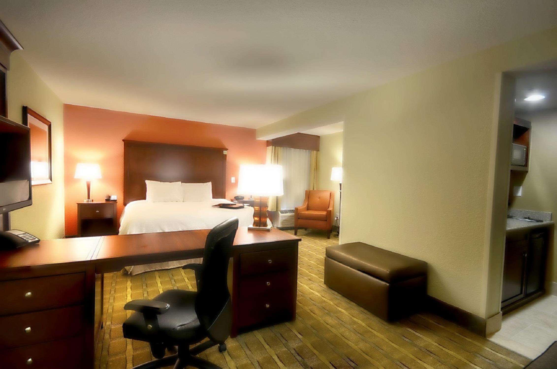 Hampton Inn & Suites Tifton Photo