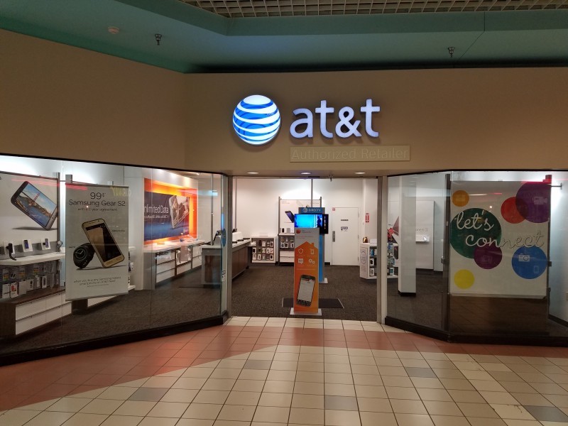 AT&T Store Photo