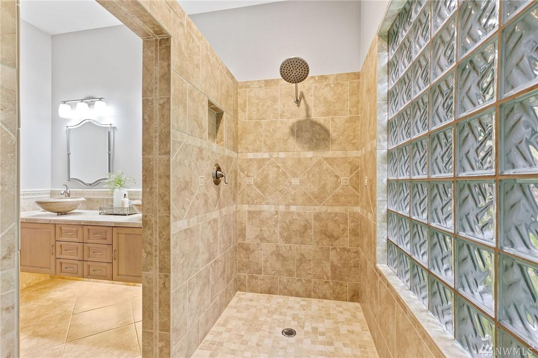 Pacific Coast Renovations Image