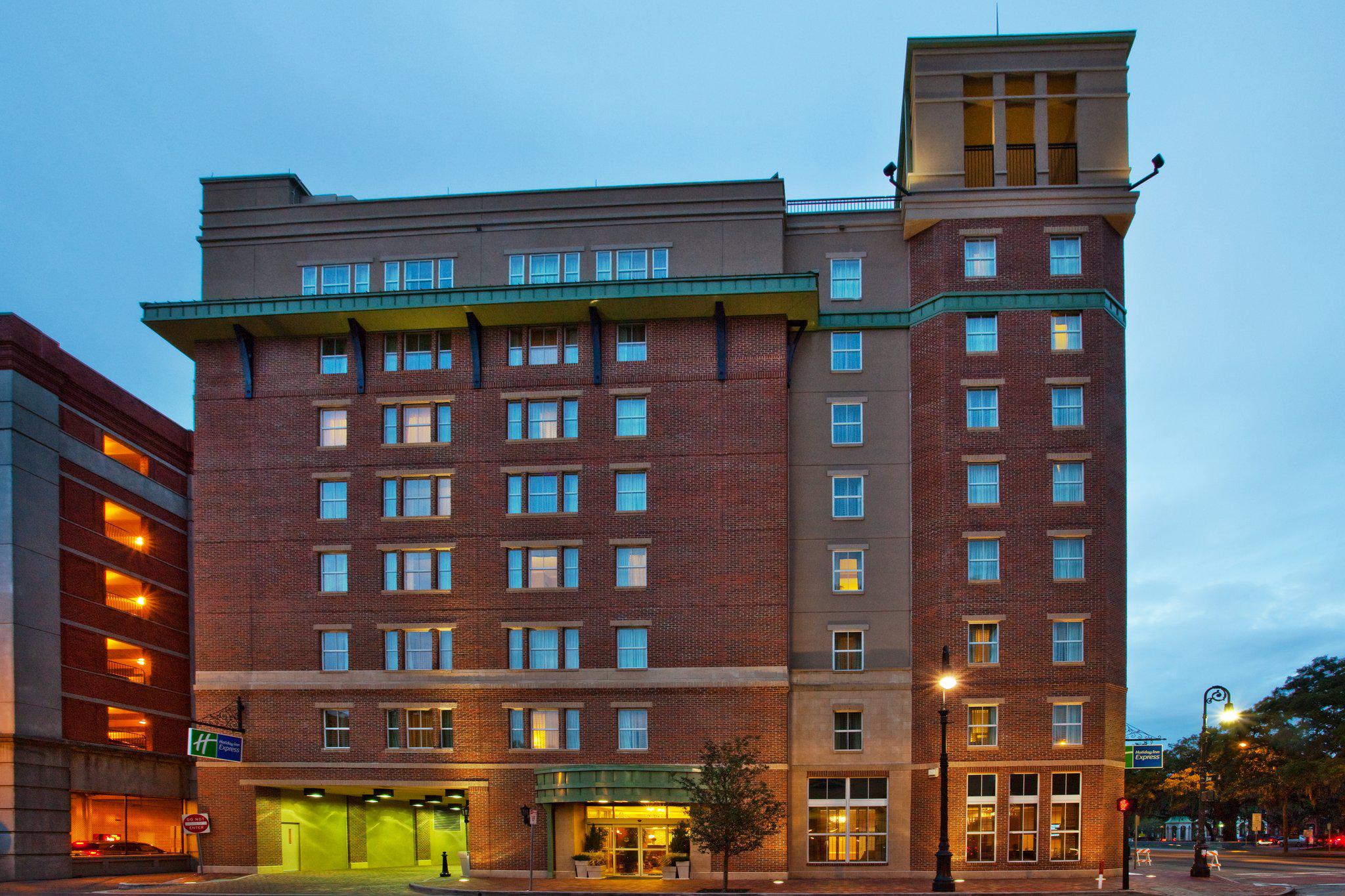 Holiday Inn Express Savannah-Historic District Photo