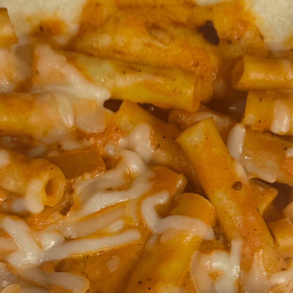 Baked Ziti Pizza