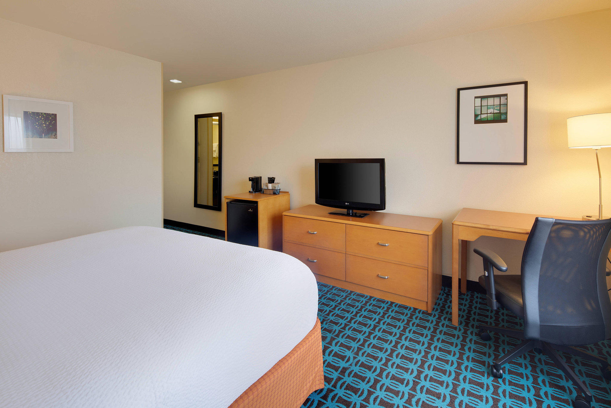 Fairfield Inn & Suites by Marriott Indianapolis Airport Photo