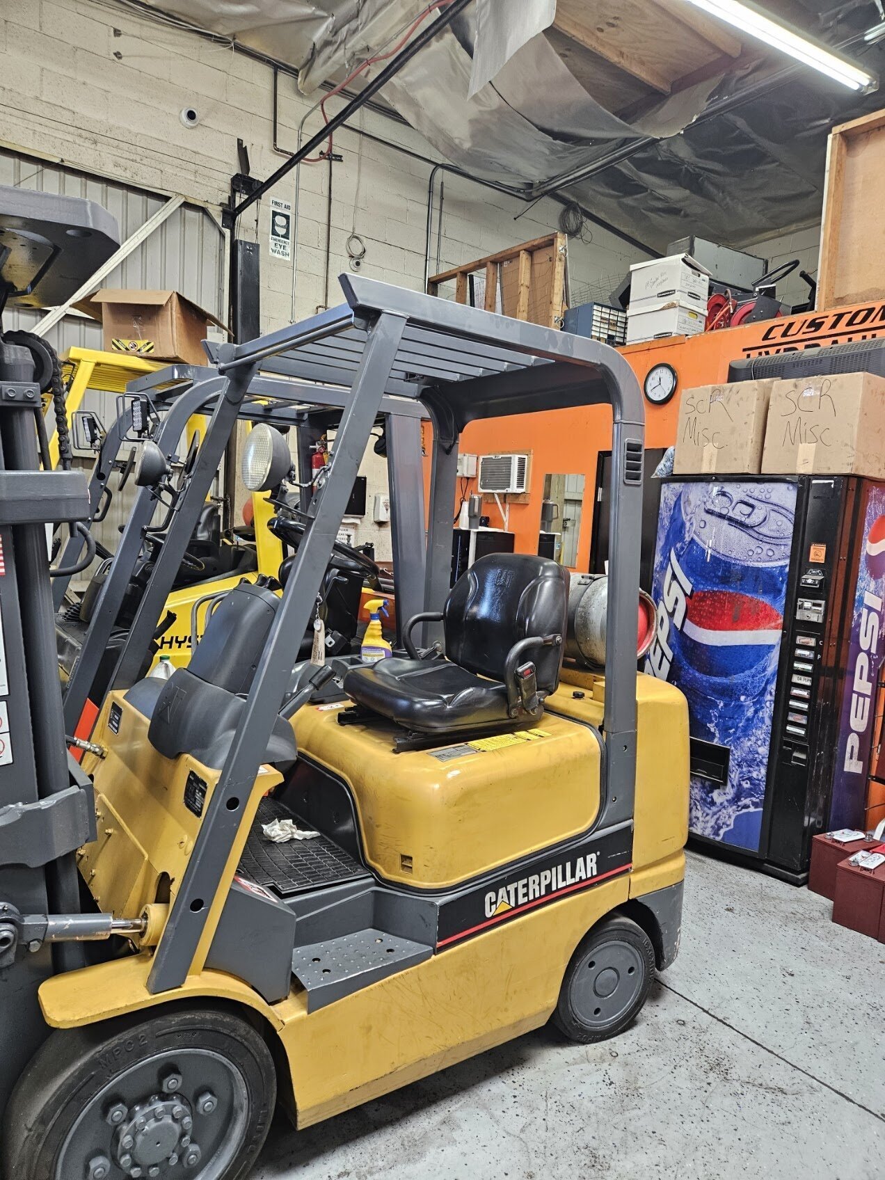Best Buy Forklift Image