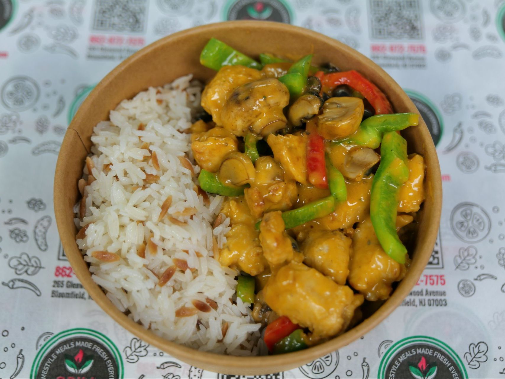 Cheddar Sauce Chicken with Rice