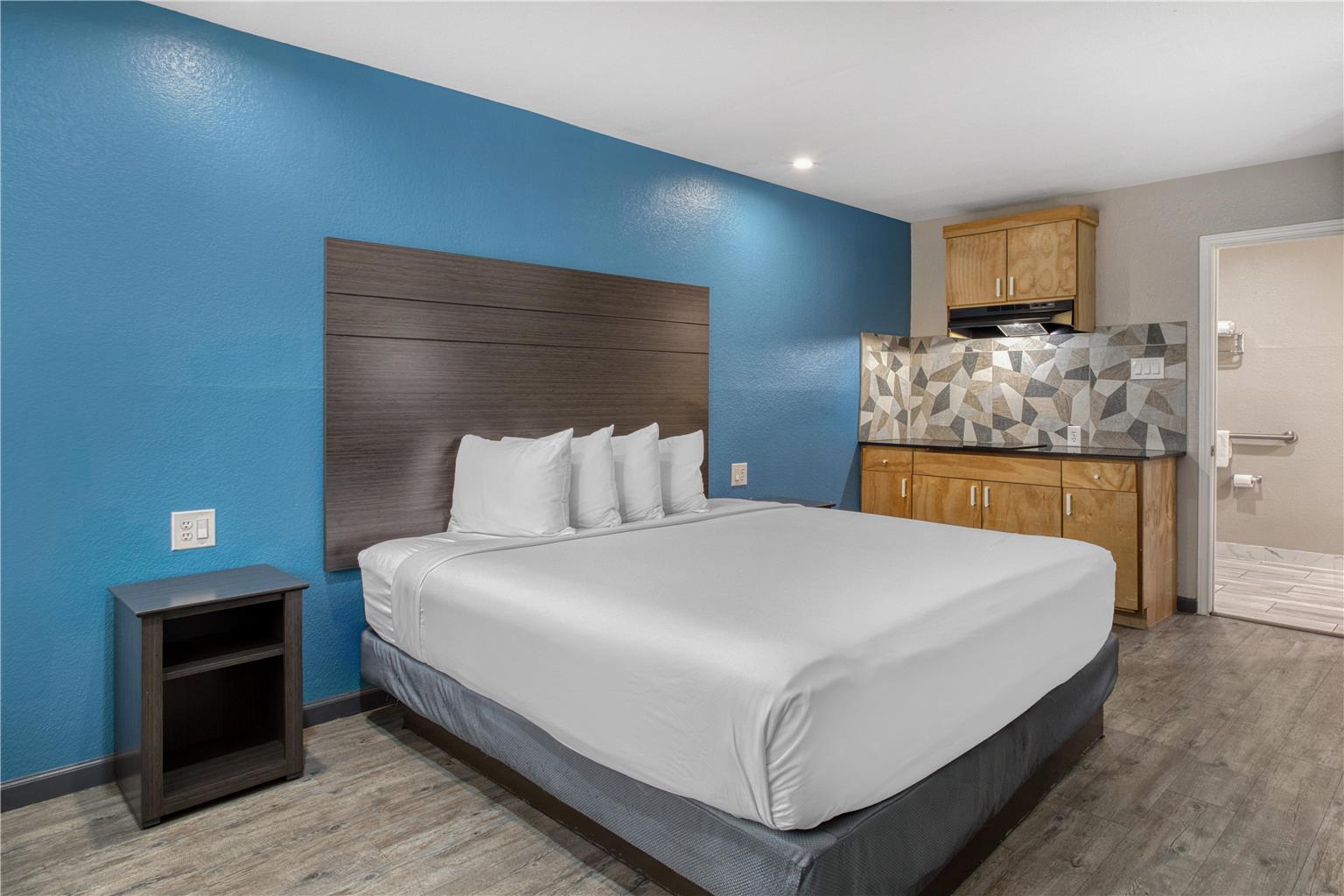 SureStay by Best Western Spring North Houston Image