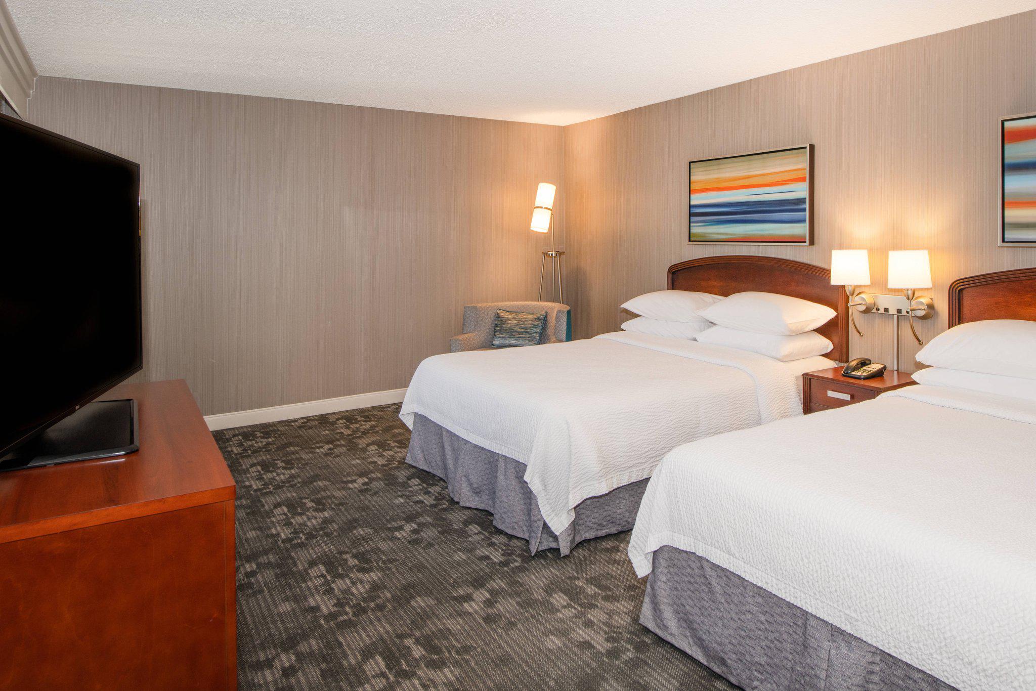 Courtyard by Marriott Oakland Airport Photo