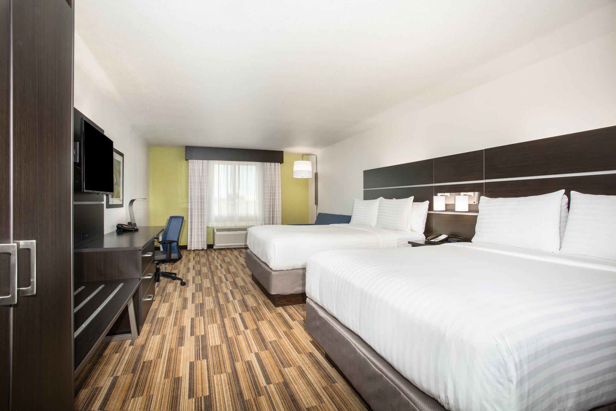 Holiday Inn Express & Suites Rapid City - Rushmore South Photo