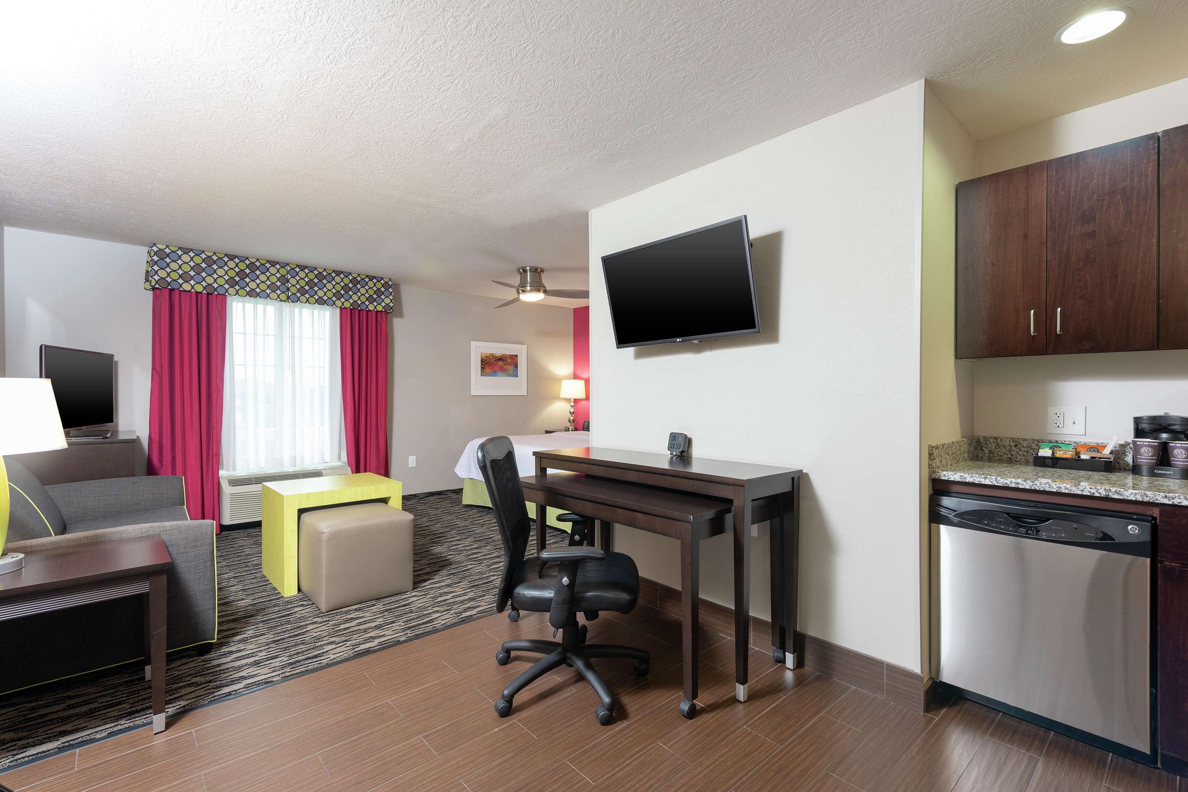 Homewood Suites by Hilton Columbus/Polaris, OH Photo